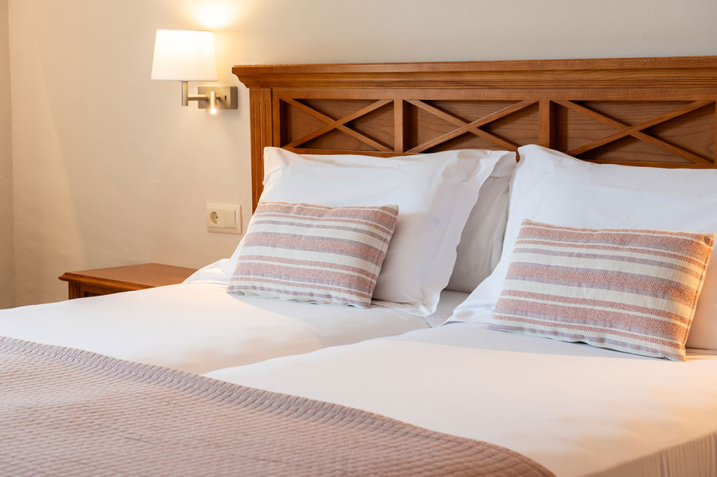 Rooms of Inturotel Esmeralda Garden Hotel