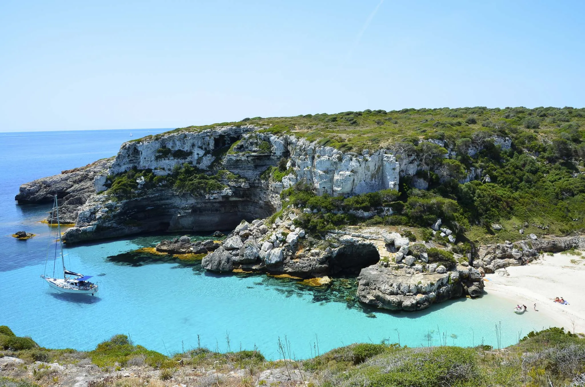 cala marmols beach in mallorca